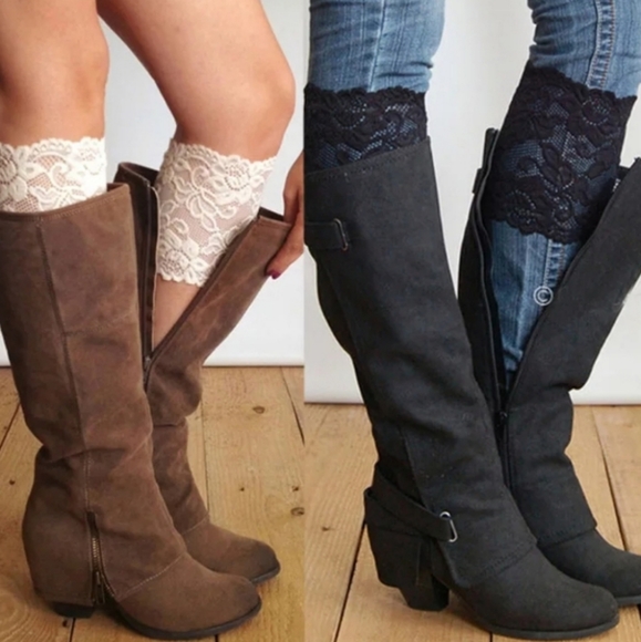 Grey Lace Boot Cuffs - Picture 3 of 4